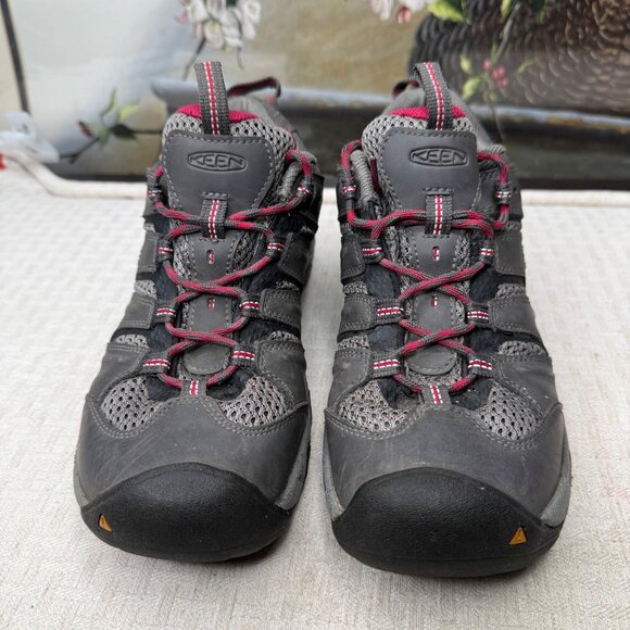 Keen Koven Womens Size 9 Gray & Pink Hiking Shoe - Picture 2 of 6